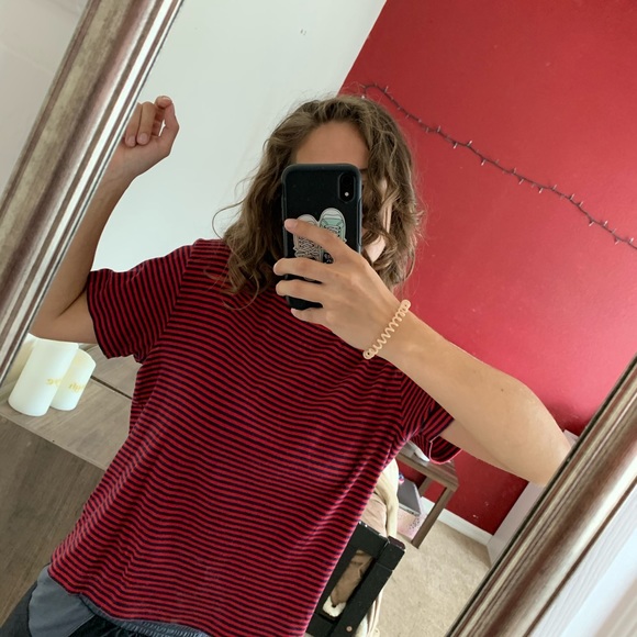 thrifted tee - Picture 3 of 3